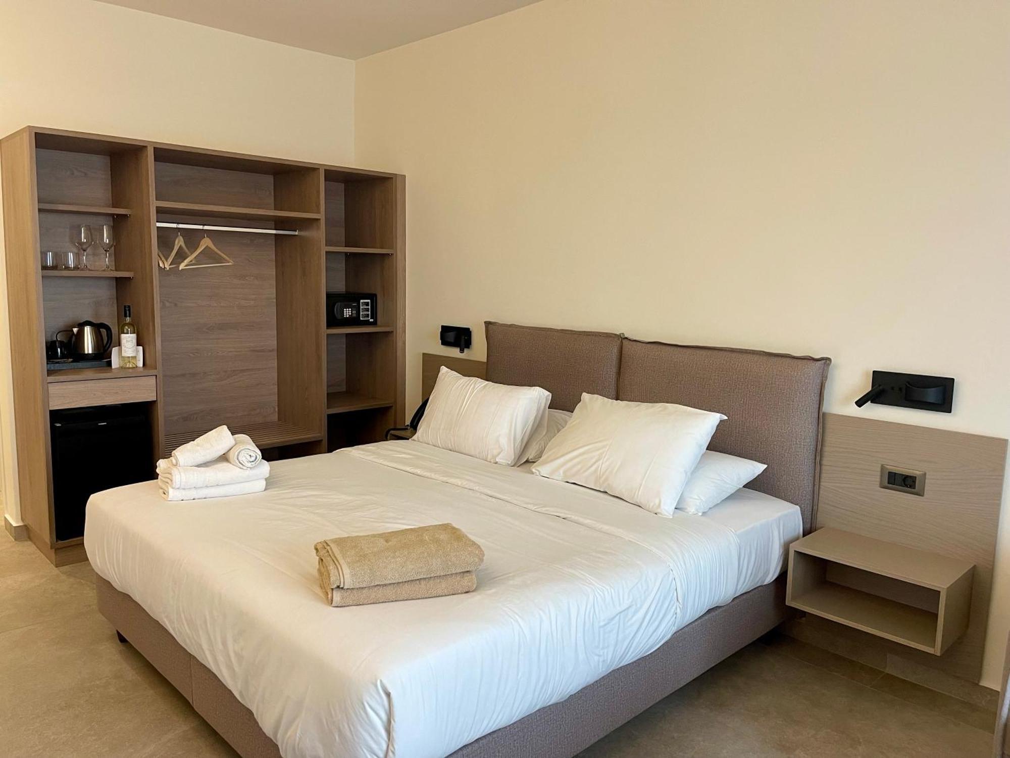 Ixia Dream Hotel - Adults Only Ngoại thất bức ảnh